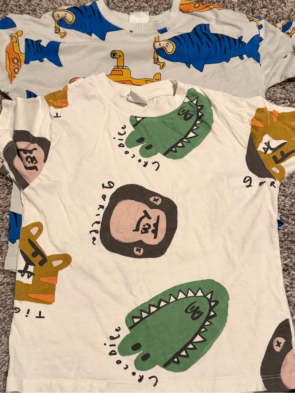 Zara White T-Shirt with Blue Shark & Orange Submarine Print - Picture 2 of 3